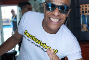 Festa de barco de fantasia em Ayia Napa