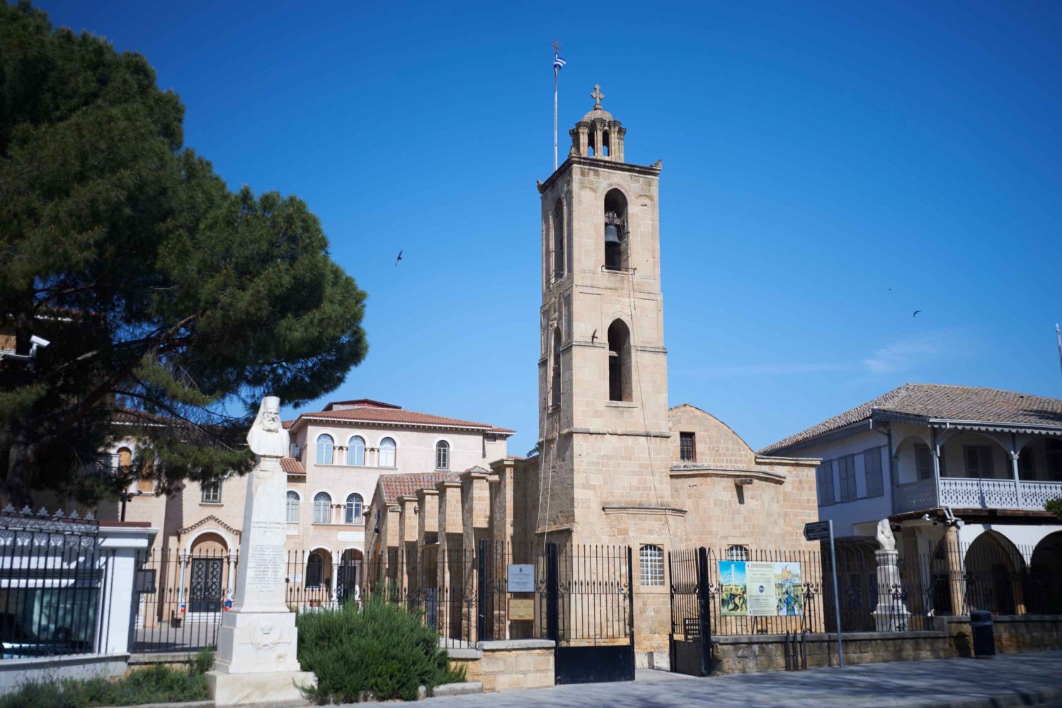 Ab Ayia Napa/Protaras: Rundgang durch Nikosia