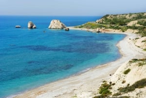 From Larnaca: Pafos and Kourion Coach Tour in English