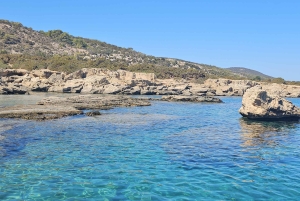 Von Latsi: Blaue Lagune Private Yacht Tagestour mit Getränken