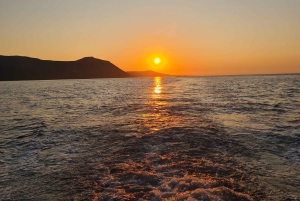 Von Latsi: Blaue Lagune Private Yacht Tagestour mit Getränken