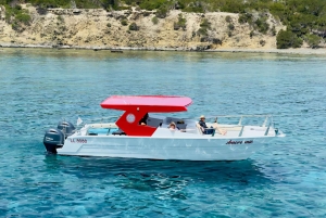 Von Latsi: Blaue Lagune Private Yacht Tagestour mit Getränken