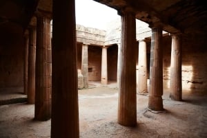 Von Limassol aus: Antike Kourion Tour mit Paphos Stadt