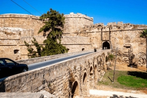 Depuis le nord de Chypre : Visite sur les fantômes, Famagusta