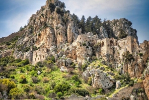 Von Nordzypern aus: Kyrenia, Burg St. Hilarion, Bellapais