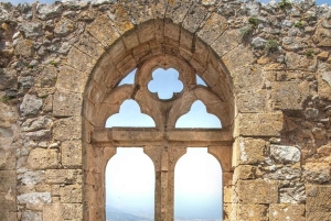 Von Nordzypern aus: Kyrenia, Burg St. Hilarion, Bellapais