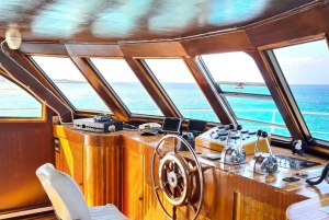 From Paphos: Blue Lagoon Tour with BBQ and Hotel Pickup