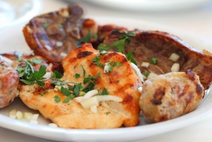 Från Paphos: Dags för en solnedgångsdrink vid Afrodites klippa och en folkmiddag