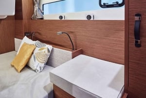 Jeanneau NC33 - Noleggio yacht di lusso per la Laguna Blu