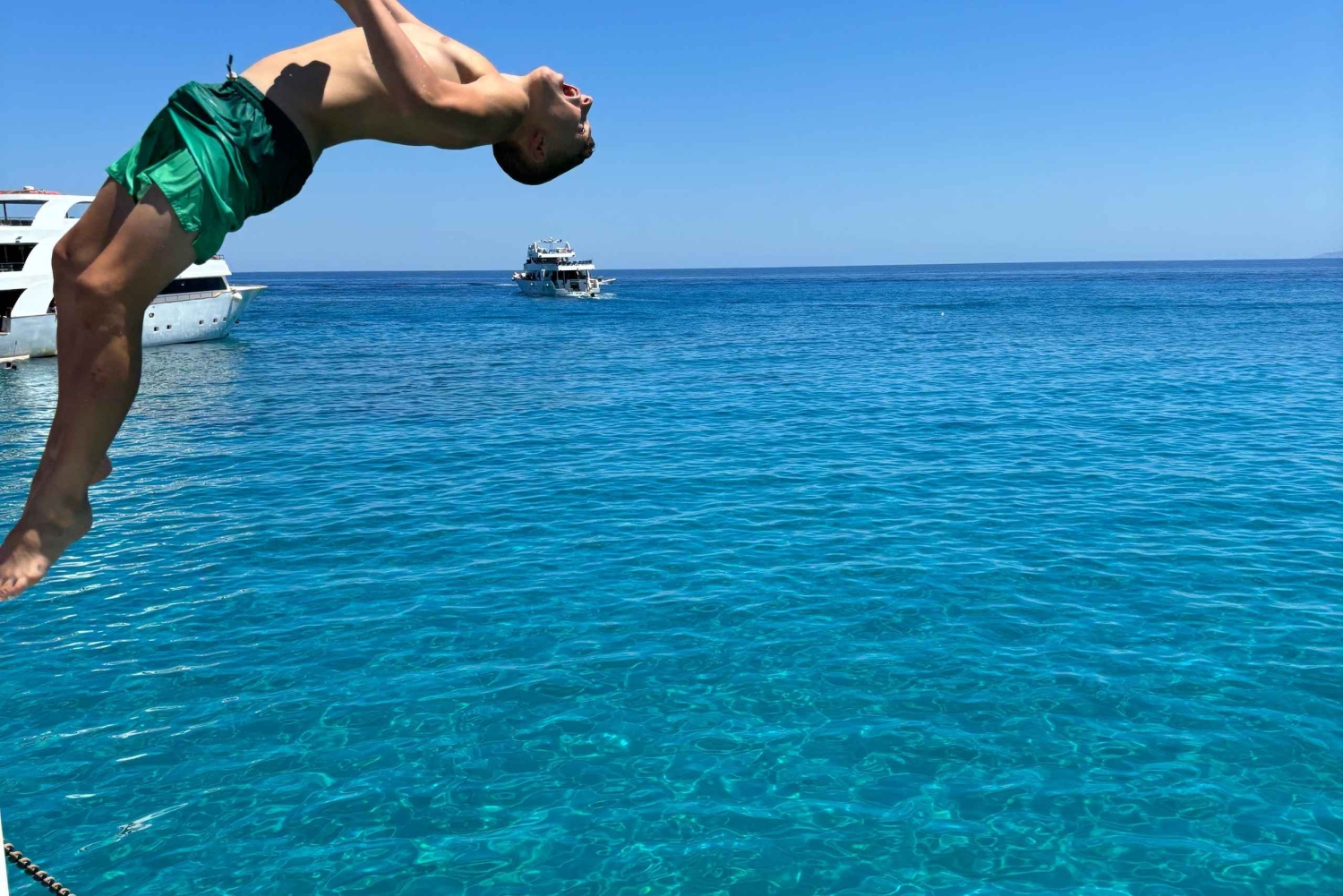 Jeep e barca: tour 4x4 + barca per la Laguna Blu