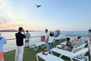 Larnaca: Disco Sunset cruise
