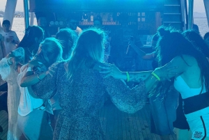 Larnaca: Disco Sunset cruise