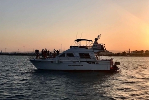 Larnaca: Tramonto privato - Yacht di lusso Deep Blue