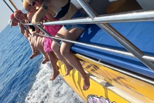 Lárnaca: crucero con el submarino amarillo y bebidas ilimitadas