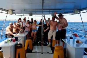 Lárnaca: crucero con el submarino amarillo y bebidas ilimitadas