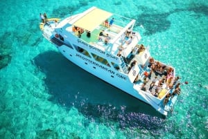 Latchi : Croisière d'un seul bateau dans le lagon bleu de la Méditerranée