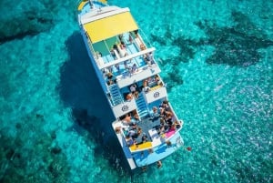 Latchi : Croisière d'un seul bateau dans le lagon bleu de la Méditerranée