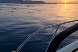 ラッチラッチオアシスのプライベートヨットチャーター