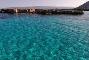 Aluguer de iate privado em Latchi: transferência em Paphos disponível