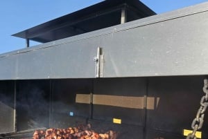 Latsi: Laguunin veneretket perinteisen grillauksen kera.