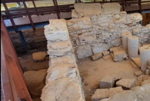 Le rocce di Afrodite di Limassol e la città antica di Kourion.