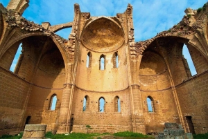 Limassol: Privat tur til Famagusta, Salamis og spøgelsesbyen