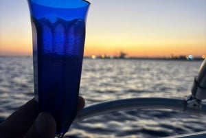 Limassol: crociera con vista sul tramonto e prosecco