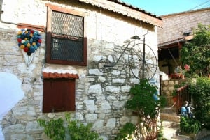 Limassol: excursión desde la costa a los pueblos de Troodos y a una bodega