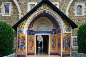 Limassol: Troodos, Kykkos Monastery, Omodos and Winery Tour