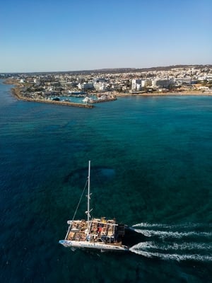 Medcruises.cy - Med2 Catamaran Leisure Cruises Ayia Napa / Protaras