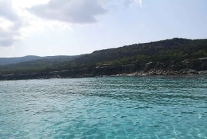 パフォス、ブルーラグーン、ラッチ、日帰りツアー、バス、ボート、ウォータースライダー。