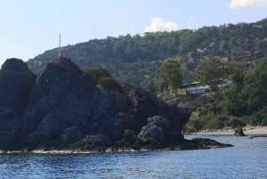 パフォス、ブルーラグーン、ラッチ、日帰りツアー、バス、ボート、ウォータースライダー。