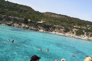 パフォス、ブルーラグーン、ラッチ、日帰りツアー、バス、ボート、ウォータースライダー。