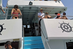 パフォス、ブルーラグーン、ラッチ、日帰りツアー、バス、ボート、ウォータースライダー。