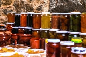 Paphos: Authentic Gourmet Tour with Wine and Food Tasting