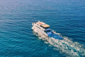 Polis : Paphos et croisière en bateau dans le lagon bleu avec toboggan aquatique