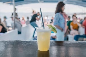 Paphos: Blue Lagoon Boat Trip with Transfers