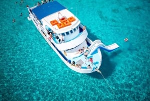 パフォス：ブルーラグーン・ボートトリップ（送迎付き