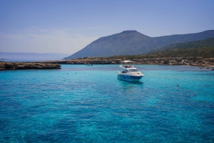 Paphos: Halvdags båttur till Blå lagunen med transfer från hotellet