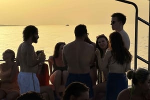 Paphos: Blue Lagoon Sunset Cruise, BBQ & Wine + Water Slide