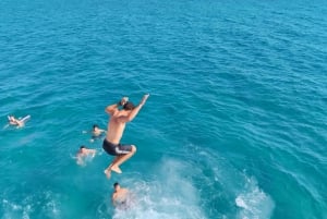 Paphos: Båttur med glassbunn og svømming eller snorkling