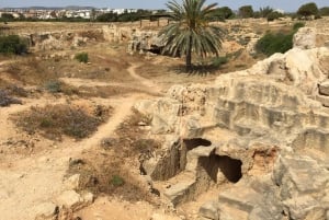 PAPHOS Halvdagsutflukt med buss og fransktalende guide