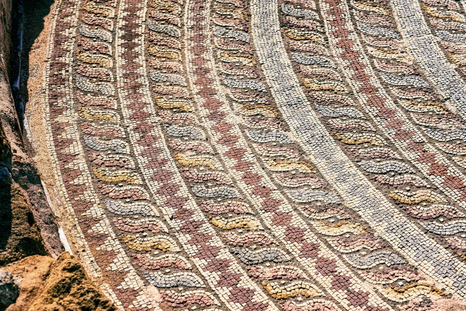 Paphos & Kourion from Ayia Napa/Larnaca/Limassol in German