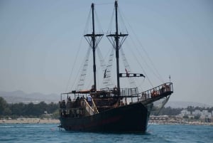 Paphos: Piratenschip Cruise op Jolly Roger
