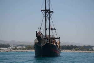 Paphos : Croisière en bateau pirate sur le Jolly Roger