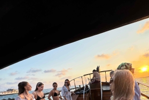 Paphos: Sunset Cruise with Swimming Stop