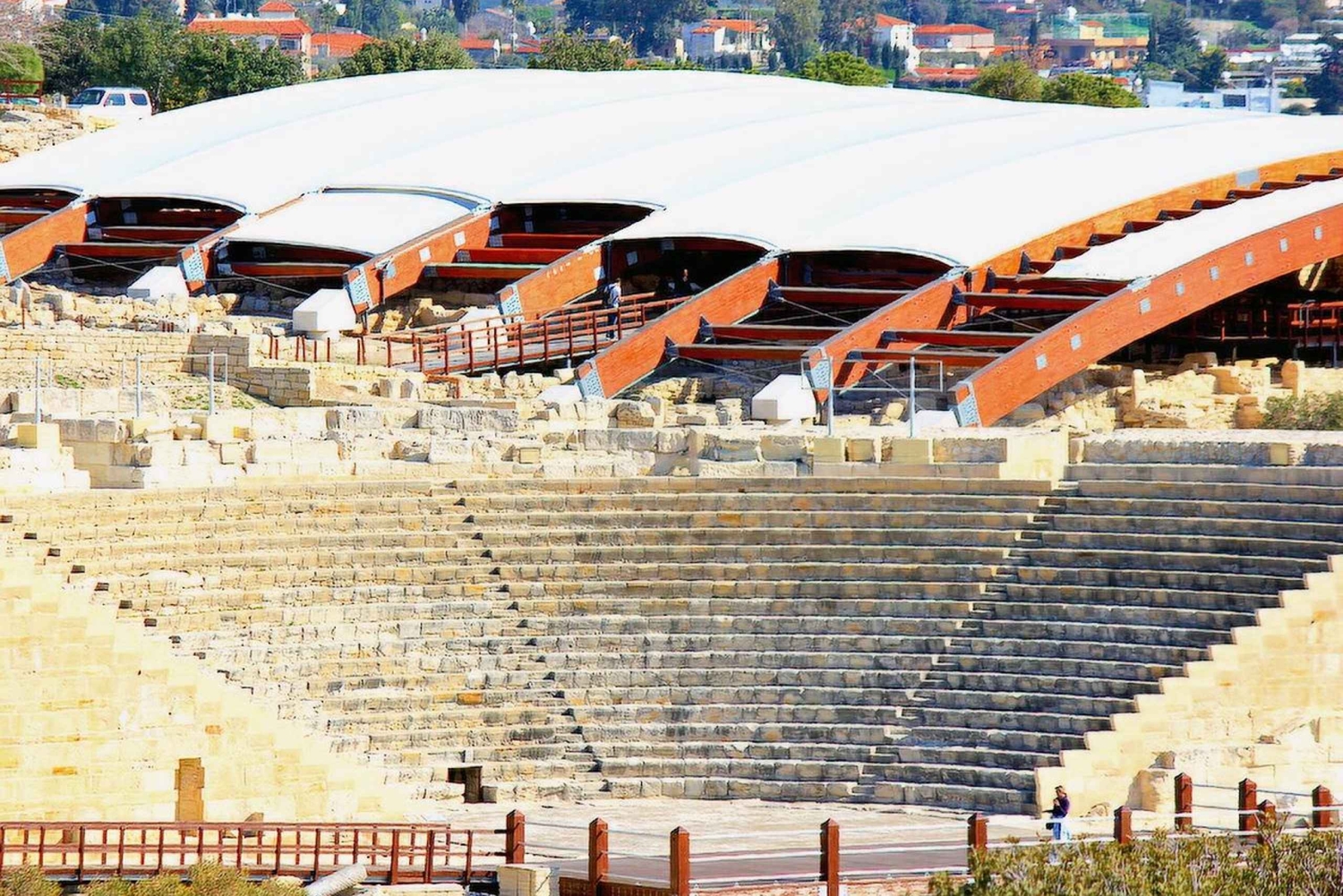 Paphos : Visite de l'ancienne Kourion, de l'unique Lefkara et de Limassol