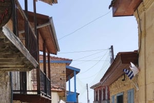 Pafos: Excursión a los Pueblos de las Montañas de Troodos con Cata de Vinos