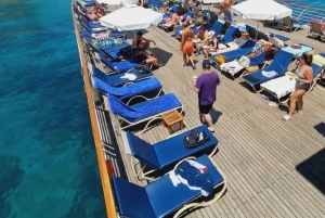 Paphos: Wave Dancer Boat Sunset Cruise with BBQ and Swimming