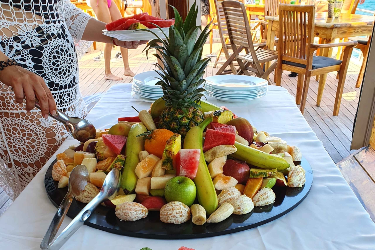 Paphos : Croisière en bateau tout compris vers la baie de Coral avec arrêts